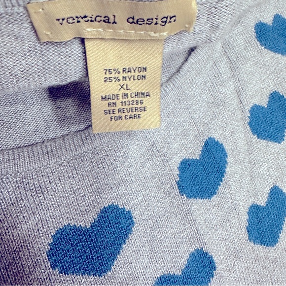 Vertical Design Hearts Shades of Blue (XL -XXL) - Picture 6 of 6